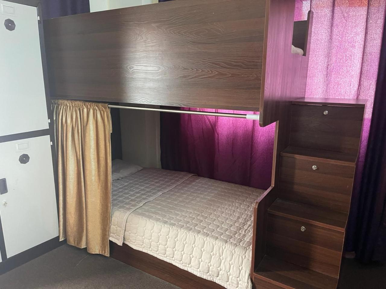 עקבה Pizza Street Hostel מראה חיצוני תמונה